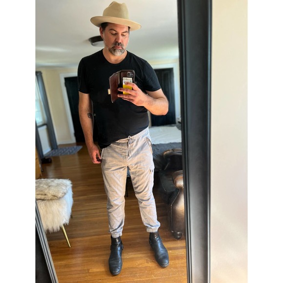 Joe’s Jeans Men’s Dropped Yoke Cargo - Picture 4 of 6